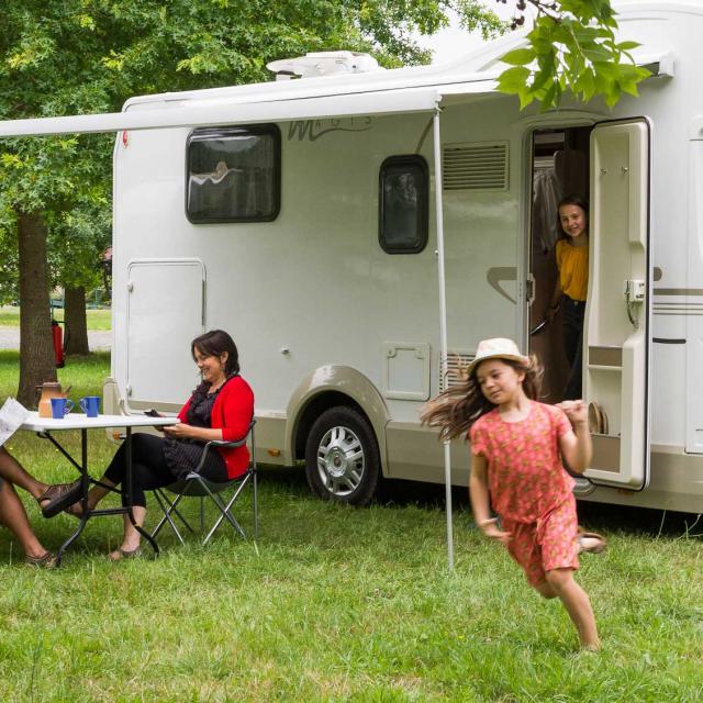 Camping et aire Camping-car - La Suze-sur-Sarthe