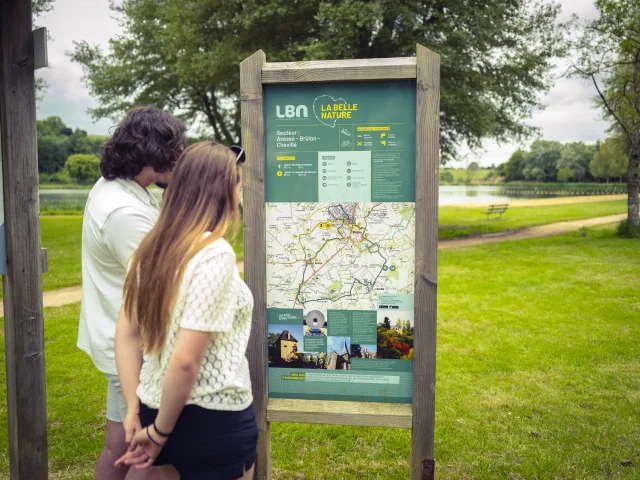 Chemin Pédestre Brulon Vallée De La Sarthe